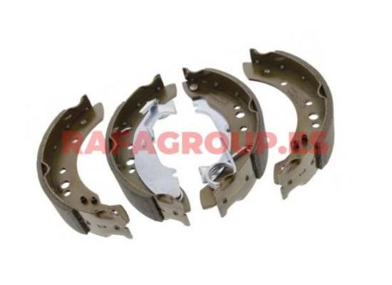 RG8132 - Juego de 4 zapatas de frenos